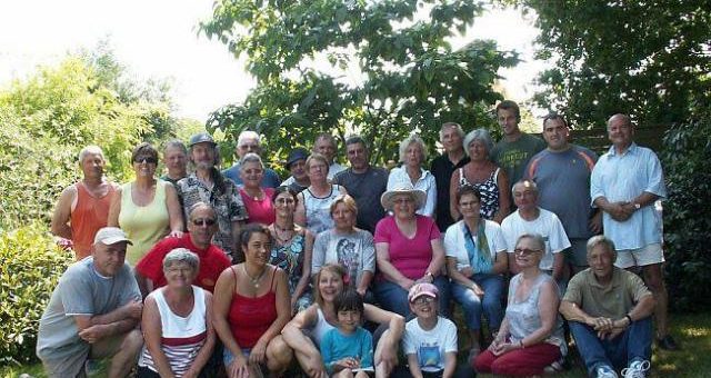 le-quartier-de-loperhet-pret-pour-le-vide-greniers